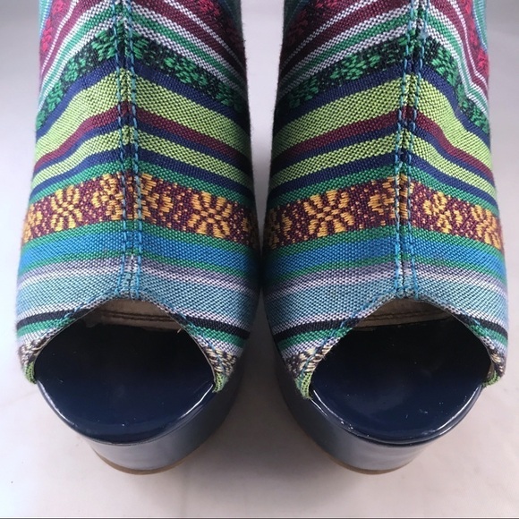 Bakers Kiersten Tribal Wedges - Picture 5 of 8